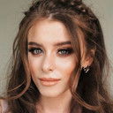 İlayda Alişan als Fatos