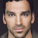 Scott Speiser als Gavin