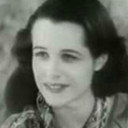 Jerry Bergh als Jean Reed