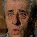 Pippo Starnazza als segretario della biblioteca