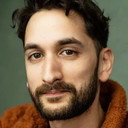 Bhav Joshi als Elliot