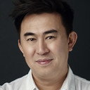 Trent Huen als Crewman Samuel Huynh