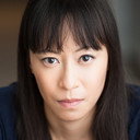 Yvette Lu als Doctor