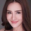 นิโคล เทริโอ als Mai