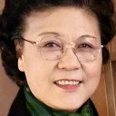 王坤 als Madame Song