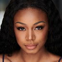 Krista Nazaire als Shannon