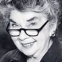 Helen Slayton-Hughes als Grandma