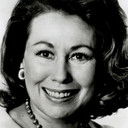 Janet Ward als Mrs. Bingham