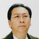 毕彦君 als Luo Longji