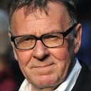 Tom Wilkinson als Charlie