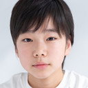 佐藤結良 als Young Taichi Suzuki