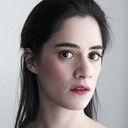 Tamara Vallarta als Lily