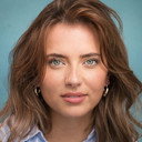 Shannon Lavelle als Liza Hardacre