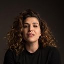 Annandrea Vitrano als Laura