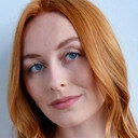 Kaitlin Moore als Juniper