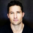 Ty Hungerford als Baxter Guard #4