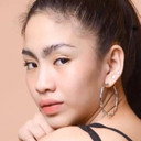 Andrea Dela Rosa als Misis 3