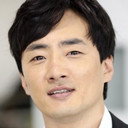 Jo Yi-haeng als Secretary Kim