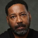 Kevin Mathurin als Sketch Witness