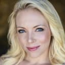 Sarah French als Harper