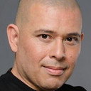 Renzo Cruz als 