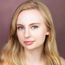 Faith Samson als Lana