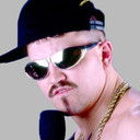 James Cruickshanks als J.C. Ice (Ringside)