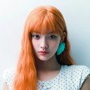이로하 als Self (archive footage)