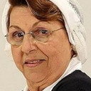 Geisa Gama als Senhora Moradora 1