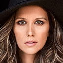 Orianna Milne als Paul's Girlfriend