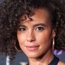 Parisa Fitz-Henley als Meghan Markle