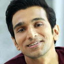 Pratik Gandhi als Pratik "Pinku" Garodia