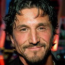 Tommy Gunn als 