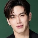 ฐิติภูมิ เตชะอภัยคุณ als Waiter