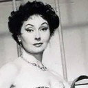 Noemí Laserre als María de los Cantares