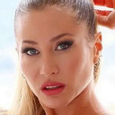 Adabel Guerrero als 