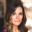 Roselie Willamson als Annie