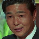 Tommy Fujiwara als Alecki