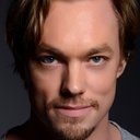 Benjamin Murray als Chris Parkinson