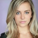 Angela Cole als Faith