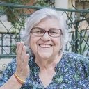 Hilda Rebello als Avó