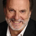 Philippe Roullier als Tonton Tepech / Finbar / Capitaine Smith