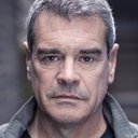 Mark Arnold als Mr. Henderson (Acting Teacher London)