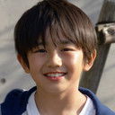 Yusei Oe als Kousei Arima (young)