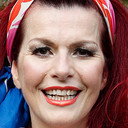 Cleo Rocos als French Girl (uncredited)