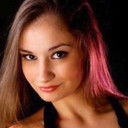 Nicki Tebeau als Sammi Lane