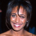 Taryn Carter als Francine