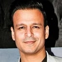 Vivek Oberoi als Mahindra "Maya" Dolas