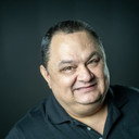 Gilberto Fernandez als Flower Man