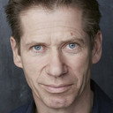 Jonathan Kemp als BBC Producer